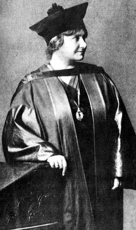 Foto scattata in occasione della Laurea Honoris Causa all'Università  di Durham nel 1923 [M. Schwegman, 1999].