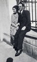 Laura Capon ed Enrico Fermi negli anni del fidanzamento. [Capon Fermi, 1954, p. 32].