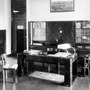 Studio esposto alla V^ Triennale di Milano del 1933, realizzato dalla comunità Artigiana Mobilieri di Salcano, Gorizia.