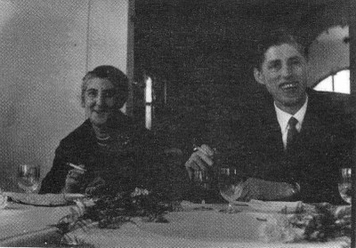 Livia Pirocchi con il marito Vittorio Tonolli. [Edmondson and Edmondson, 1990, p. 8].