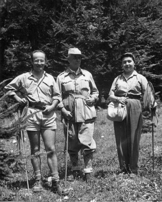 Maria Matilde Principe con Guido Grandi (centro) e Egidio Melini a Frusta Umbra nel 1955. Con permesso di M.M. Principi.