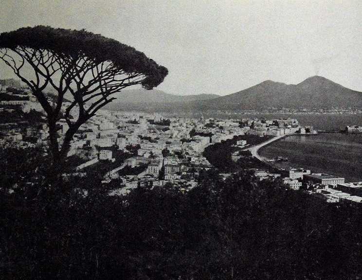 Veduta di Napoli [G. Galasso, M. Picone Petrusa, D. del Pesco, 1981]