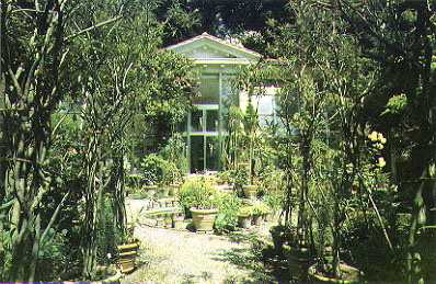 Serra nell'Orto botanico di Urbino.