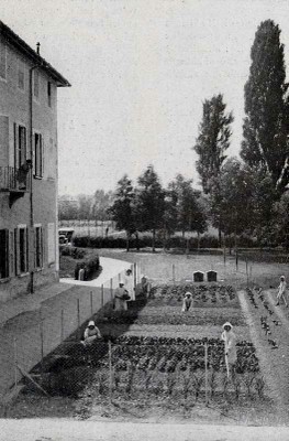 Veduta dell'orto della colonia scuola Antonio Marro [Guicciardi, 1922]